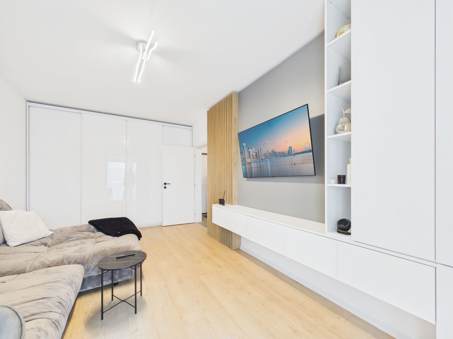 Atria Urban Faza 3 | Piscina | Mobilat 62mp | 2 camere - Poză 1