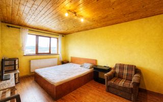 Casă de închiriat-Veterani - Poză 21