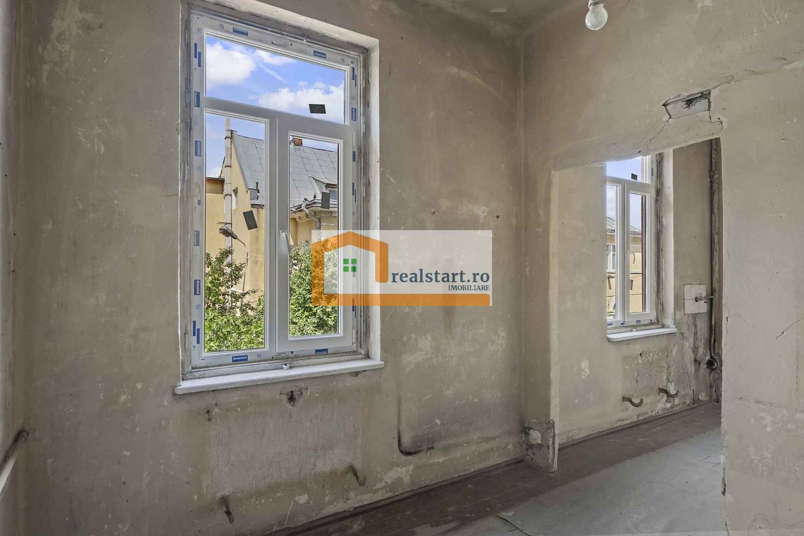 Cartierul Evreiesc, S+P+E+Pod, curte libera 300mp, versatila, - Poză 32