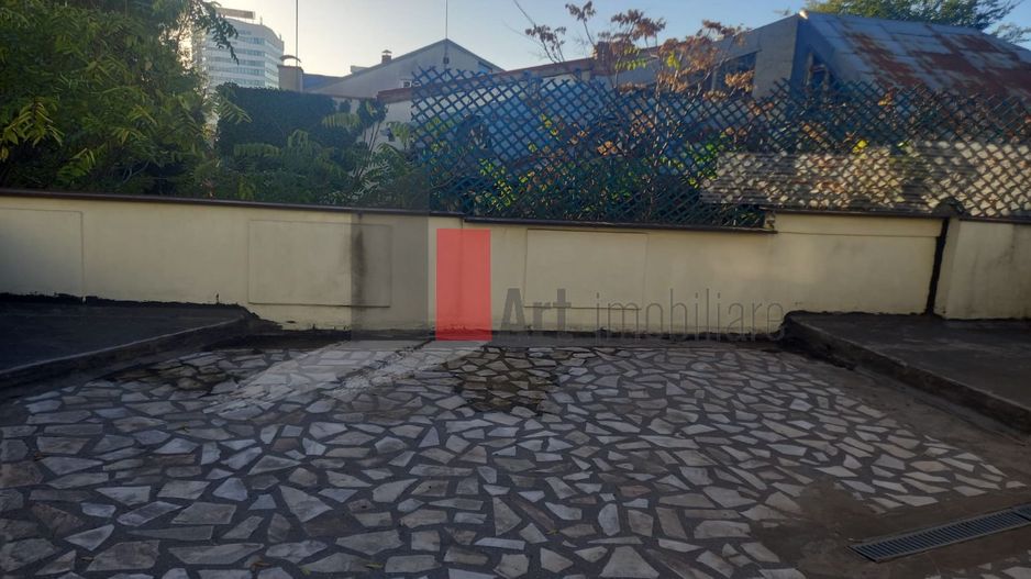 Vila pentru Birouri între Piața Muncii și Vatra Luminoasă – Oportunitate Unică! - Poză 8