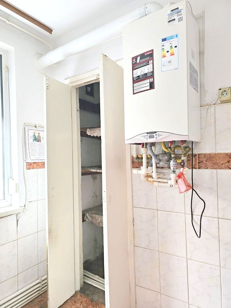 Actualizare oferta  - 69.500 euro - Apartament cu 4 camere, Mazepa 1 - Poză 9