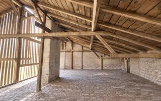 Apartament situat la et 2 într-o clădire interbelică - Poză 4