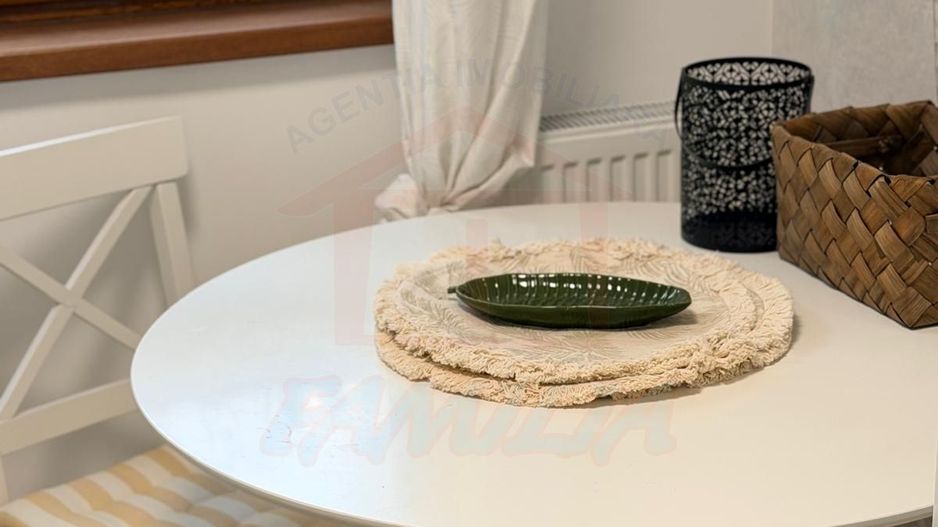 APARTAMENT CU 3 CAMERE DE ÎNCHIRIAT | ETAJ 3 | ȚIGLINA 1 - Poză 10