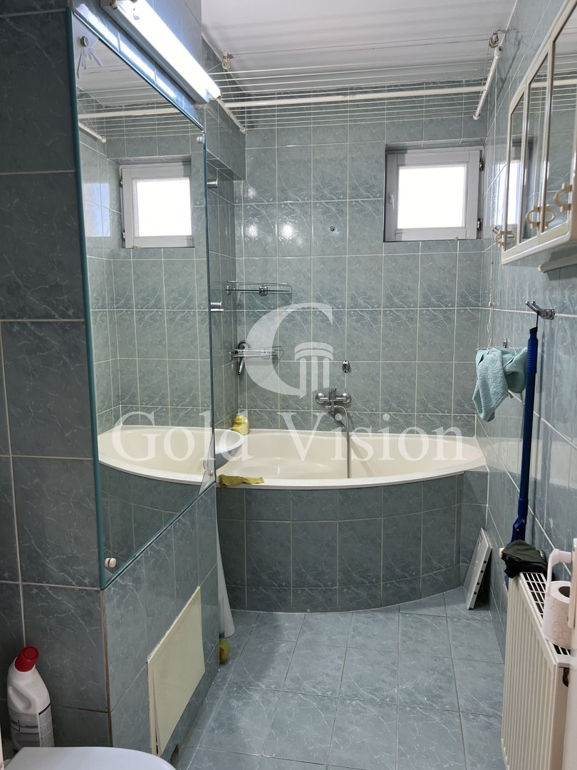 Apartament cu 3 camere, etajul 5/6, decomandat, zona Unirii - Poză 9