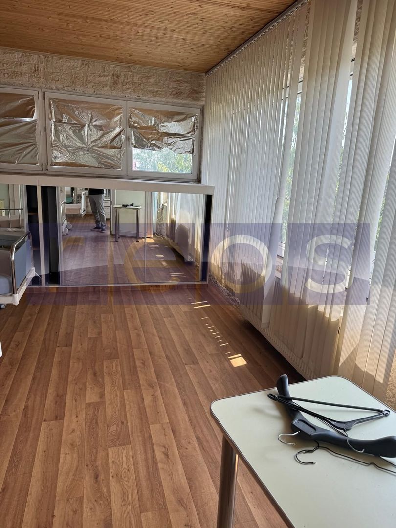 DE VÂNZARE VILĂ | OPORTUNITATE DE INVESTIȚIE | PRETABILĂ CENTRU BĂTRÂNI - Poză 60