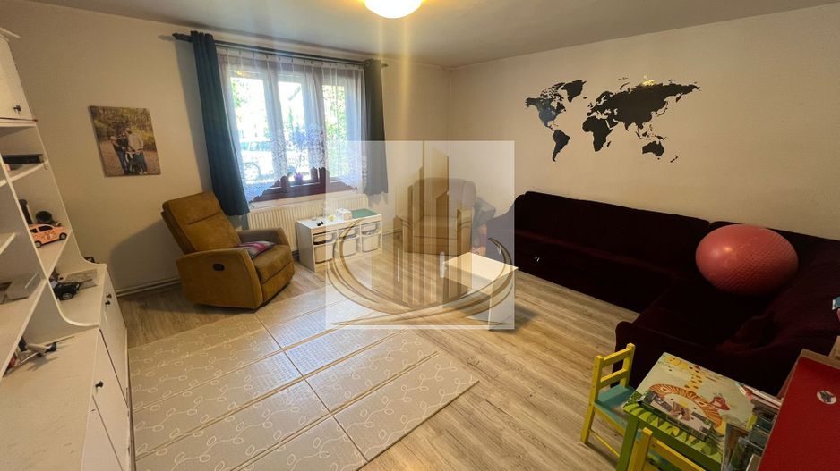 Casă spațioasă cu 2 apartamente, acces din 2 străzi – zona Lipovei - Poză 6