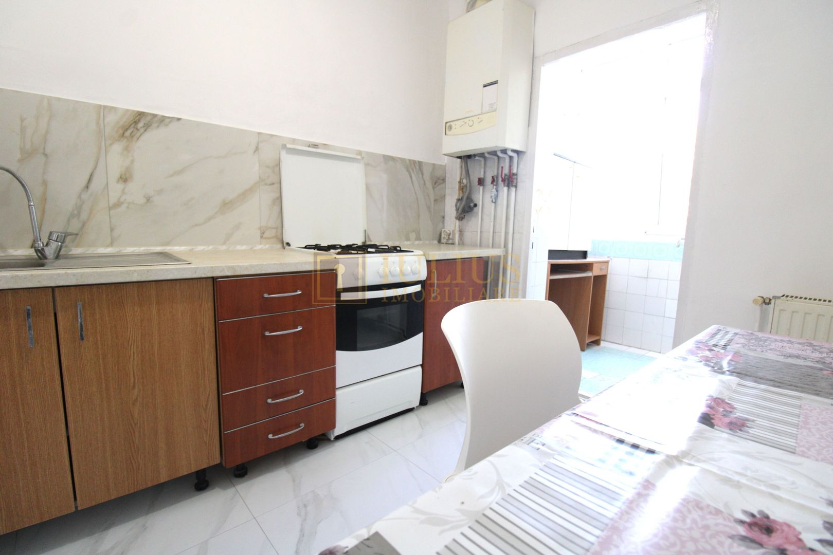Apartament in zona Soarelui - Poză 10