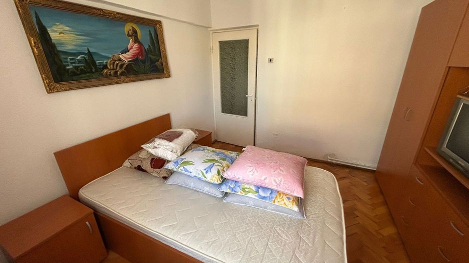 Apartament 3 camere, etaj 3 - zona Cetate - Poză 10