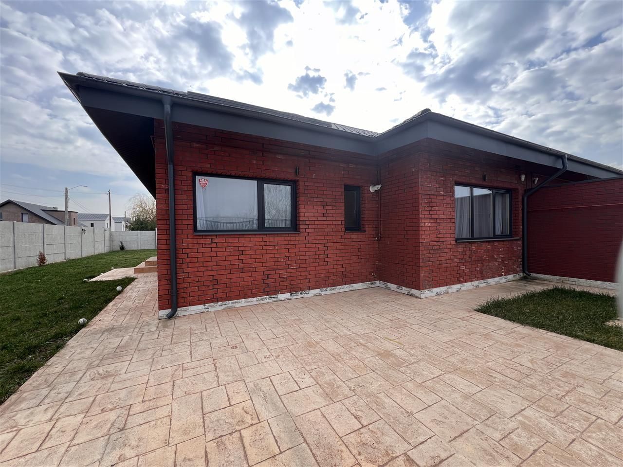 Vile parter 4 camere | Tunari - Poză 1