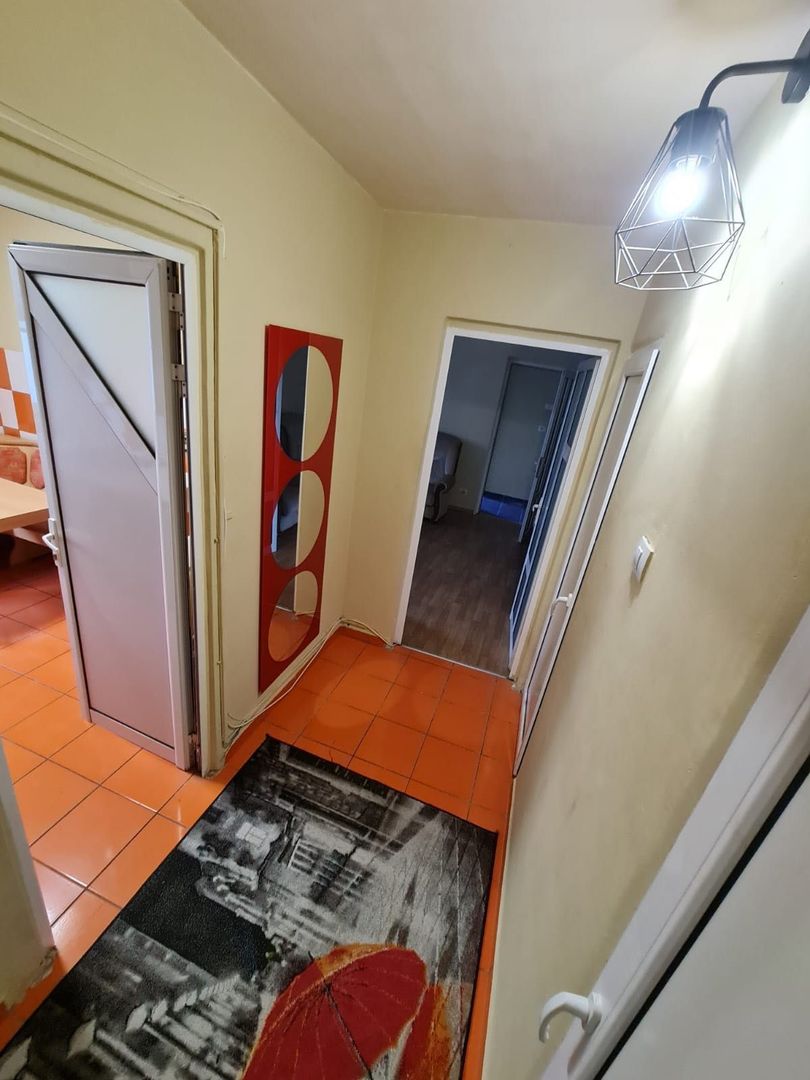 3 camere - Piata Munci - Titan - Poză 5