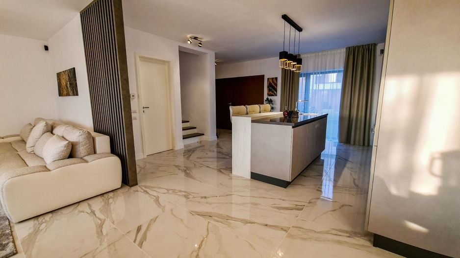 vila 4 camere | Matei Millo | Pipera Andronache | 2 parcari - Poză 3