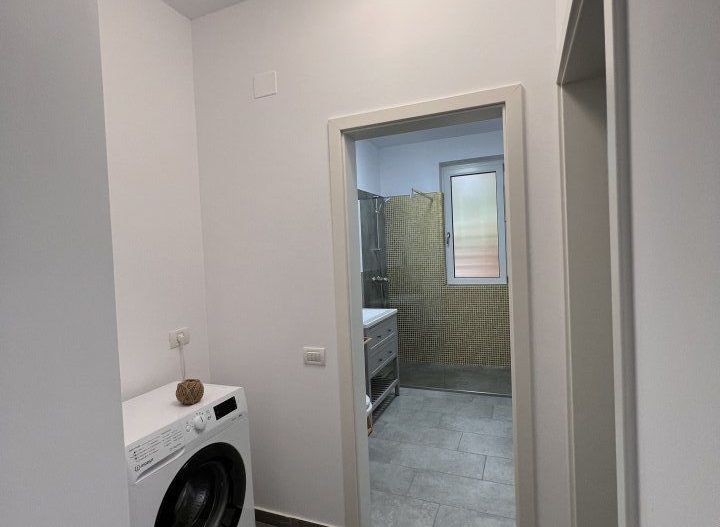 Apartament cu 2 camere si curte proprie 60mp - Poză 6