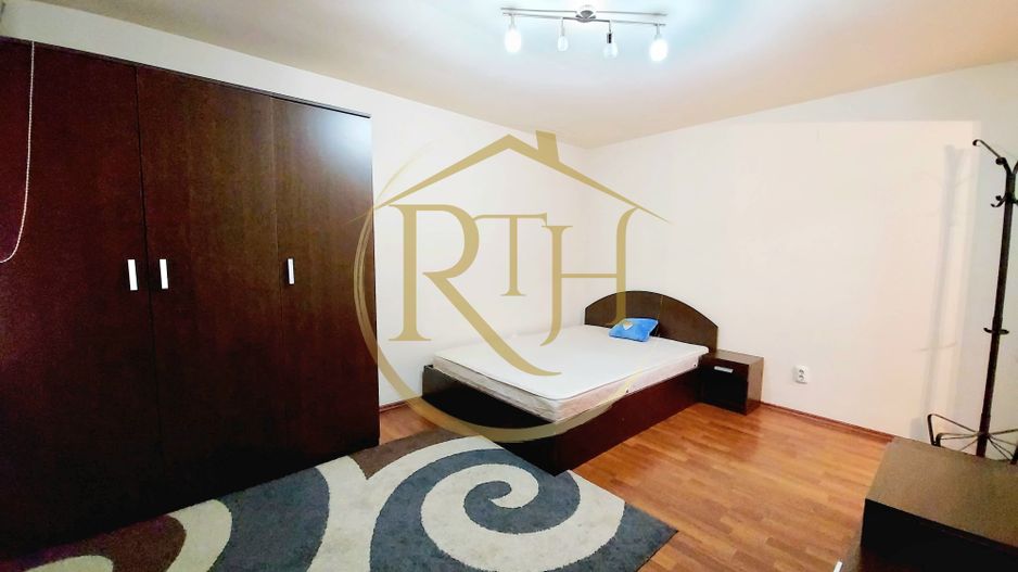 Oferim spre inchiriere apartament 1 camera, Complex Studentesc, parcare privata - Poză 1