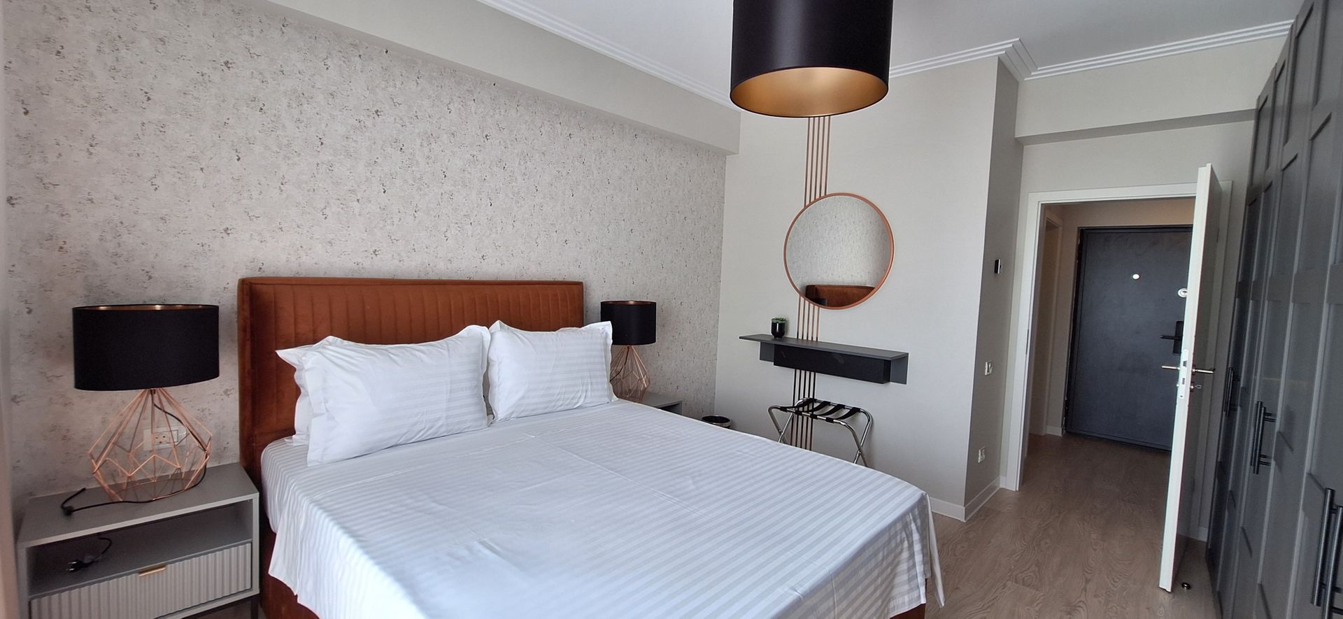 Apartament mobilat si utilat cu 2 locuri de parcare - Poză 12