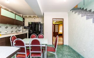 Vânzare, apartamnet 4 camere + living, str. Alba Iulia, Buiucani - Poză 4