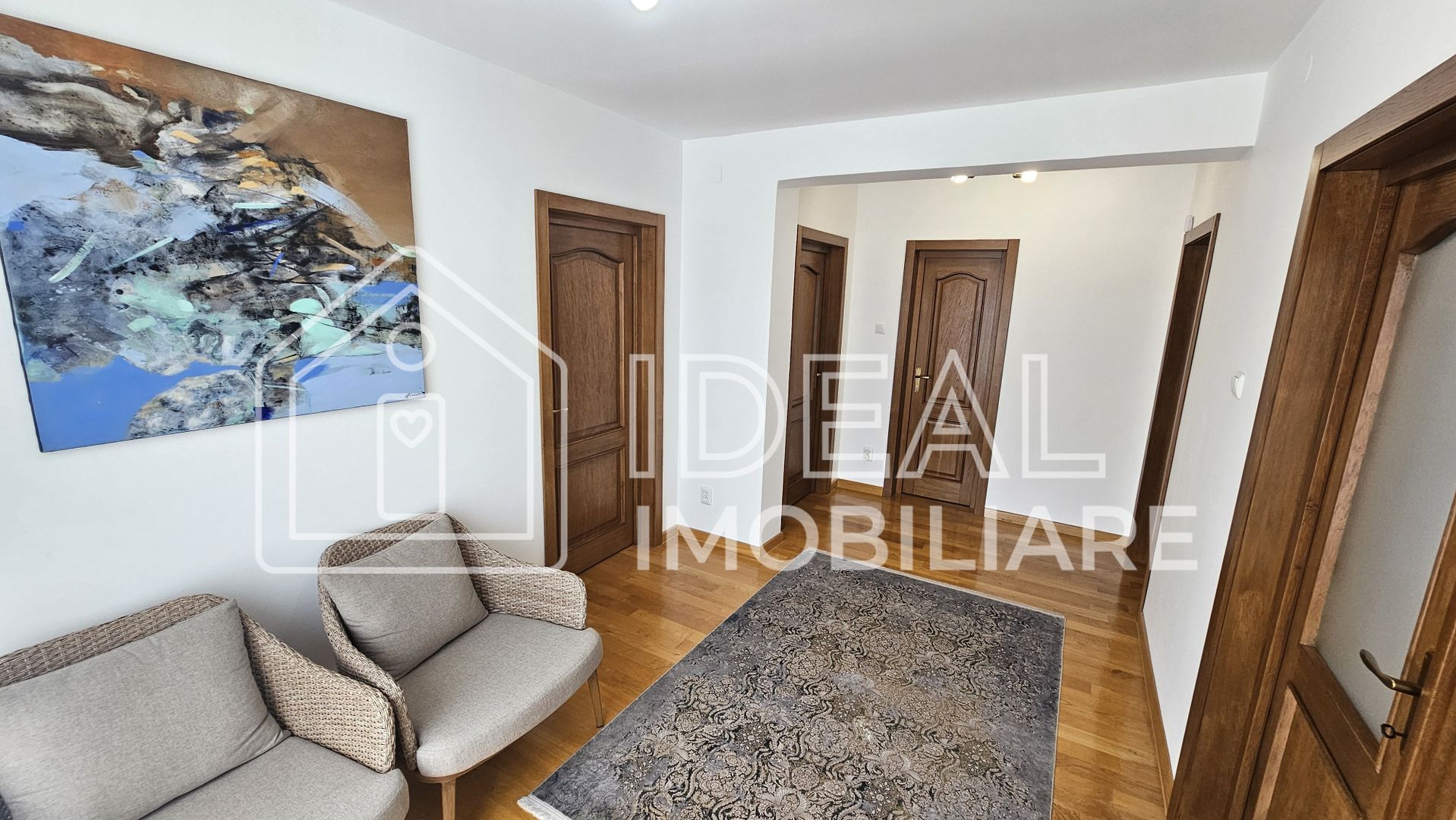 Casă deosebită, cu 5 camere, cu teren de 1132 mp – Cisnădioara - Poză 11
