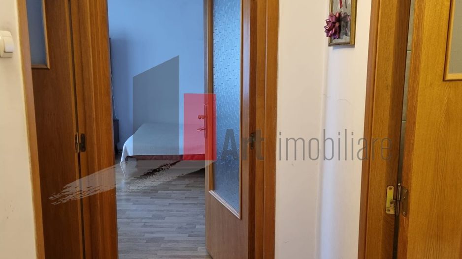 Garsoniera zona Decebal - 34 mp - Poză 4