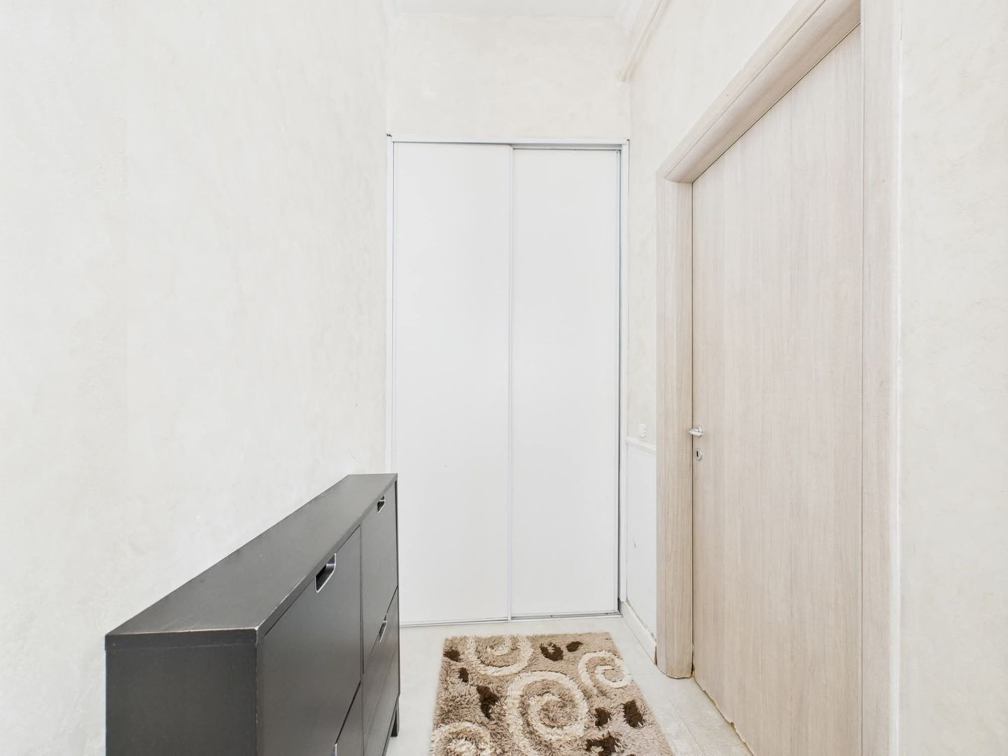 Apartament 3 camere de vanzare Damaroaia - Poză 6