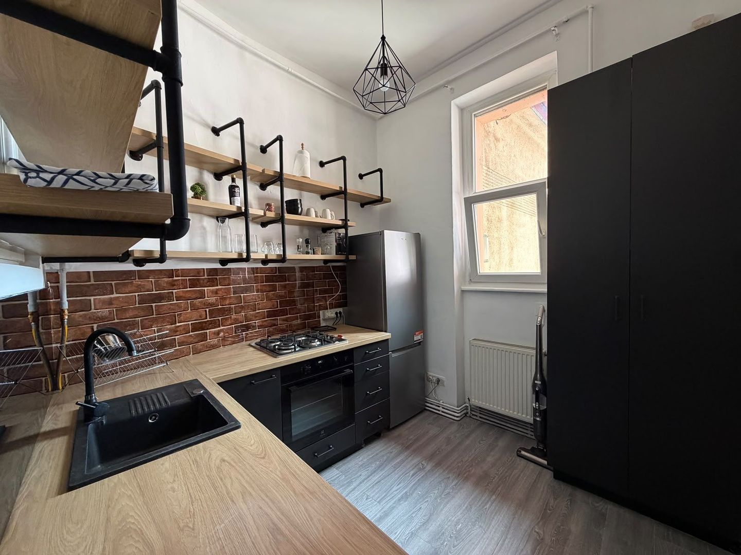 Apartament cu 3 camere | 80 mp | Ultracentral | UMF - Poză 9
