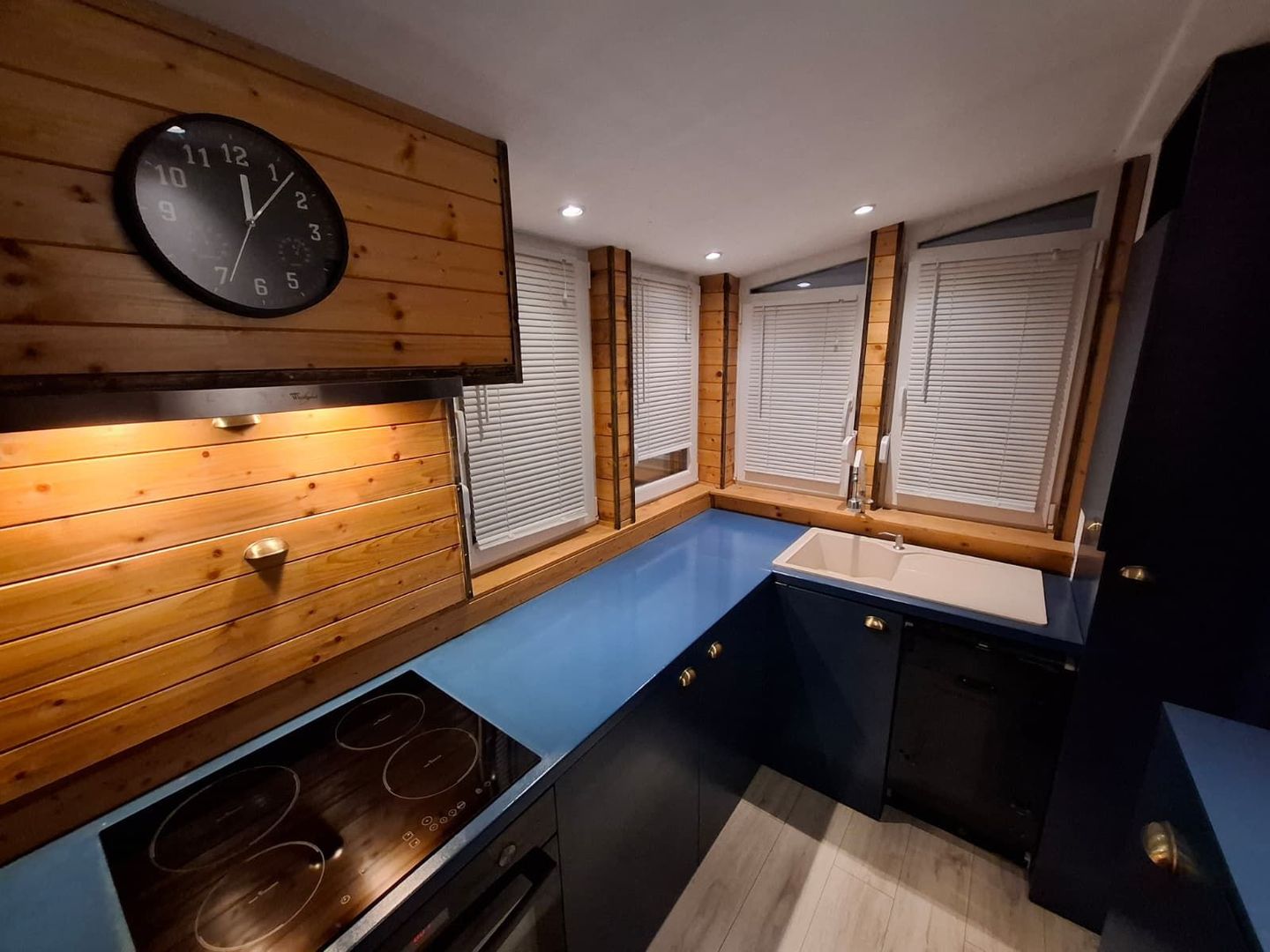 3 CAMERE || SISESTI || PANORAMA LAC GRIVITA - Poză 7