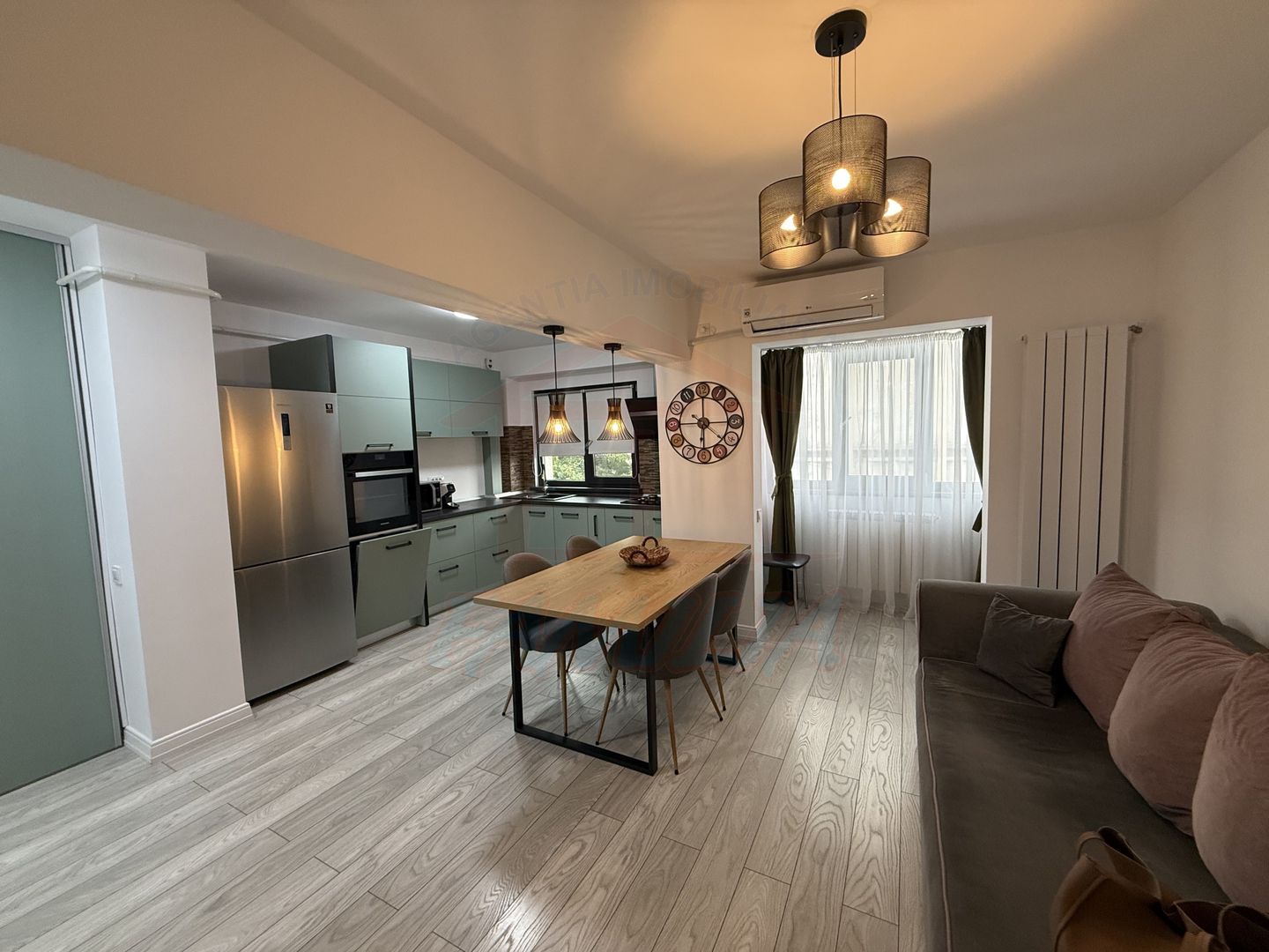 🏡De închiriat 2 camere, Faleza Dunării, 2.500 Ron/lună - Poză 1