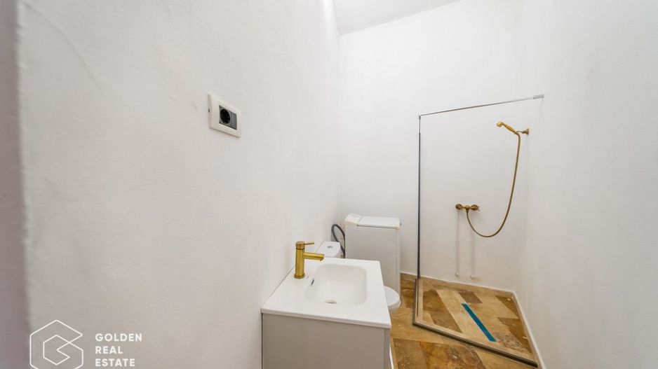 Casa cu 3 camere, Lipova, comision 0% - Poză 6