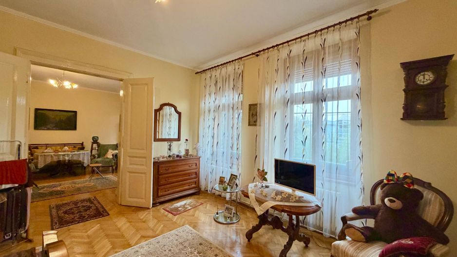 Apartament 2 camere | 82 mp | Garaj + boxă | zona Semicentrala - Poză 1