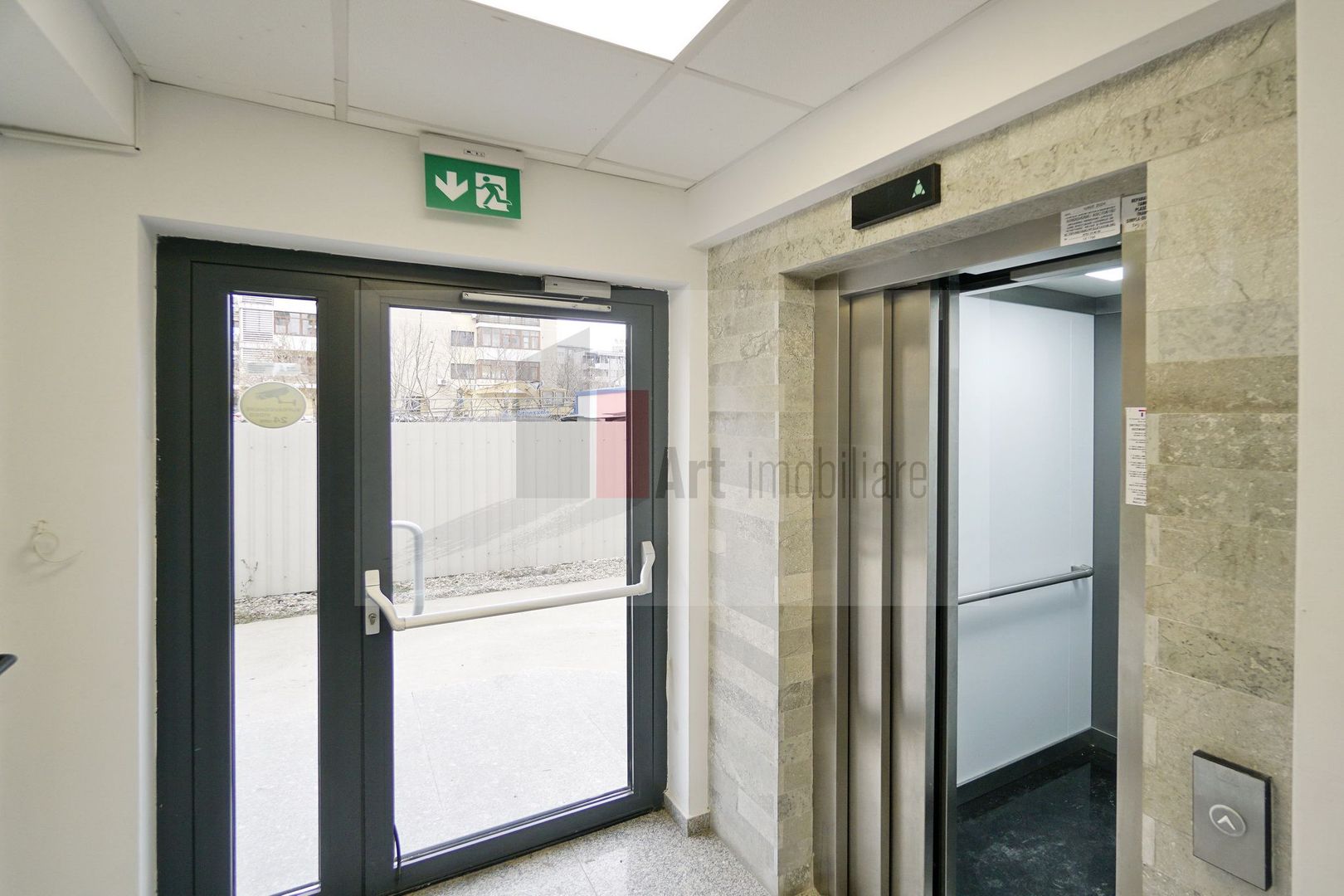 3 camere bloc nou Intrarea Monolitului - Poză 14