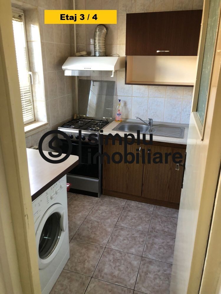 Garsoniera  Rovine, etaj 3/4 - 71 000 Euro - Poză 9