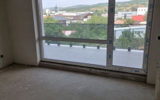 Apartament cu 3 camere, 87 mp + 2 terase, parcare subterană, bloc nou - Poză 4