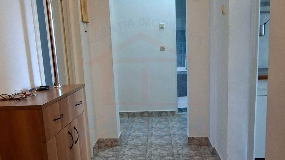 Inchiriere apartament 4 camere, Tiglina 2, 80 mp, 450 EURO/Luna - Poză 2