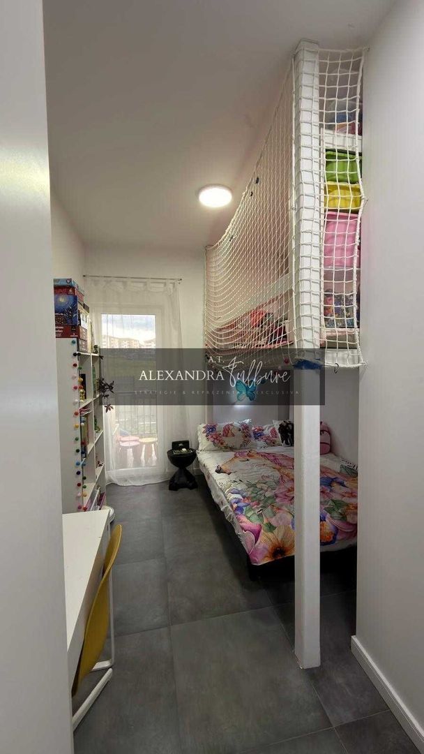 Apartament de vanzare 3 camere, 2 bai, gradina, parcare, Poligon - Poză 5