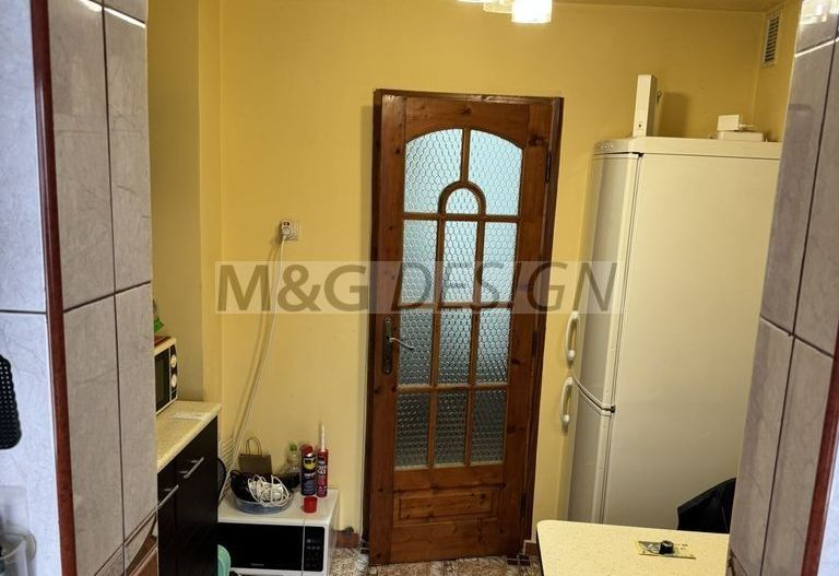 Apartament 2 camere Aradului etaj 1 cu centrala - Poză 5