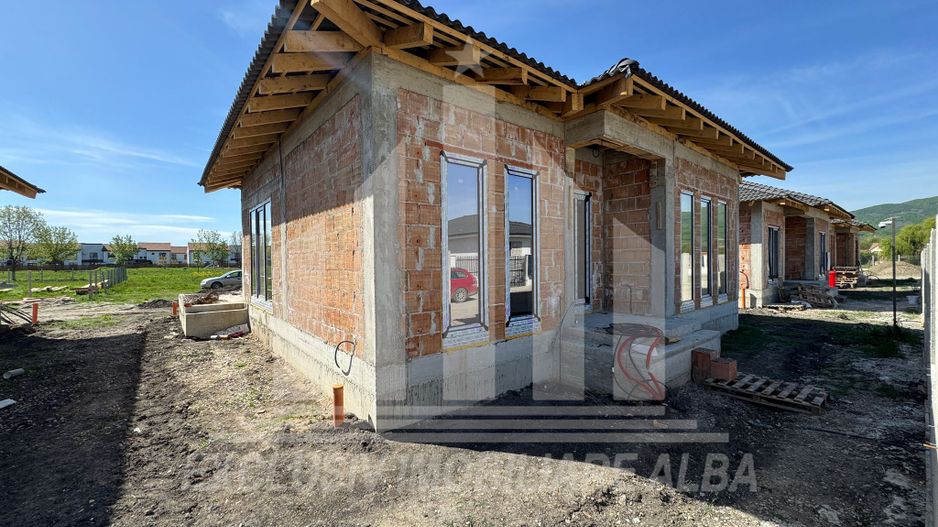 Casa individuala | 115 mp | 399 mp teren | Toate utilitatile | Orizont - Poză 1