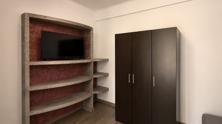 Apartament de închiriat zona Soarelui o camera  – disponibil imediat - Poză 2