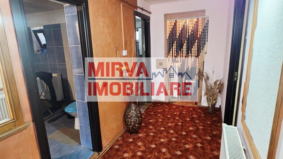 Casă 4 camere, 685 mp teren, renovată 2011 – Mănești, Zalhanaua - Poză 24