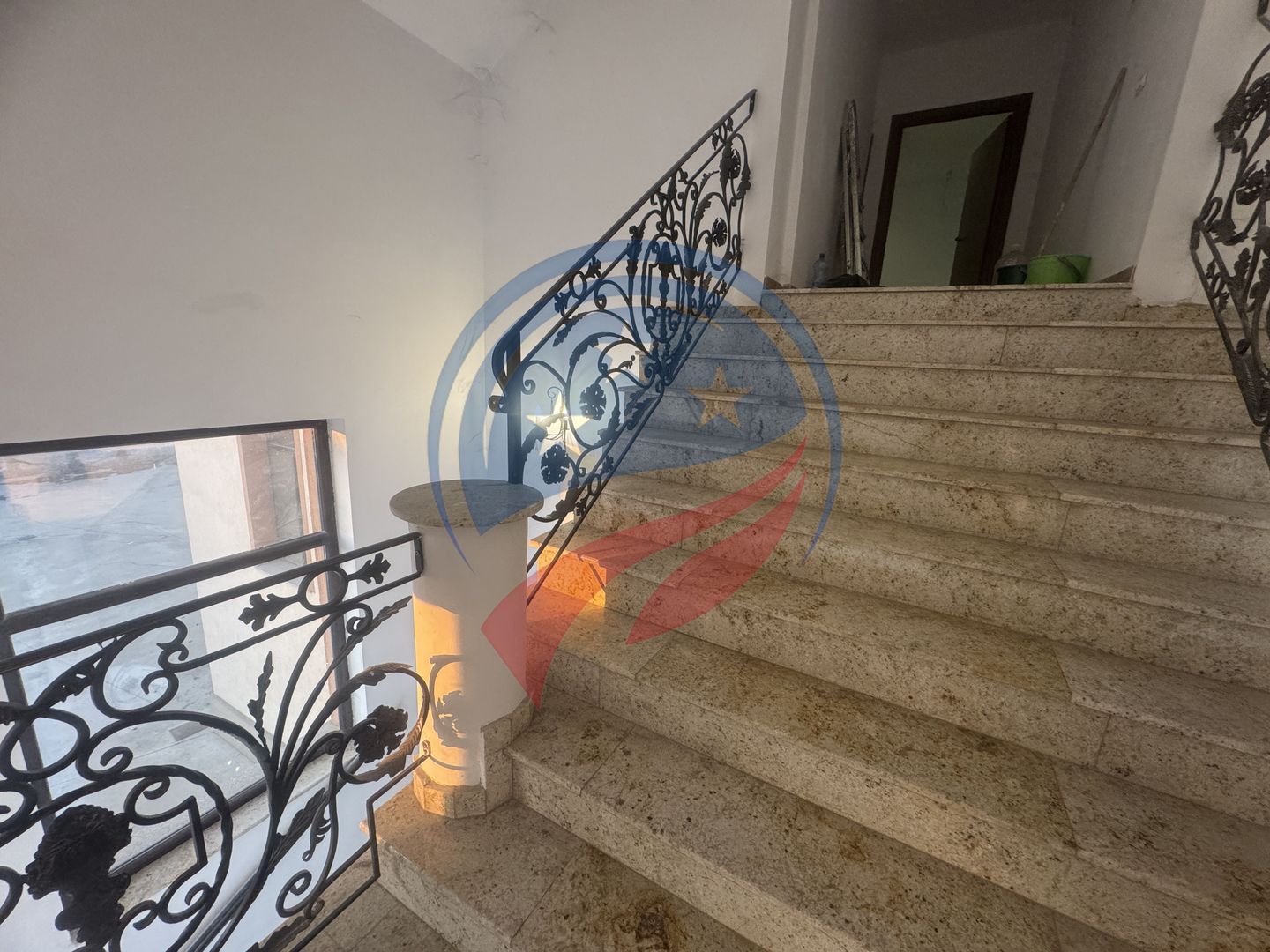 Spațiu de închiriat ultracentral – ideal pentru afacerea ta! - Poză 8