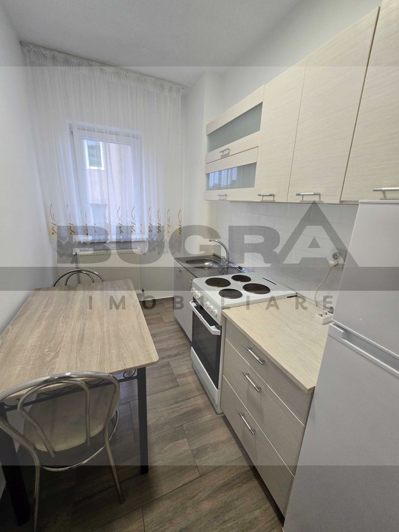 Apartament de 2 camere, deocmandat, 50mp, parcare, zona Mihai Romanul - Poză 4