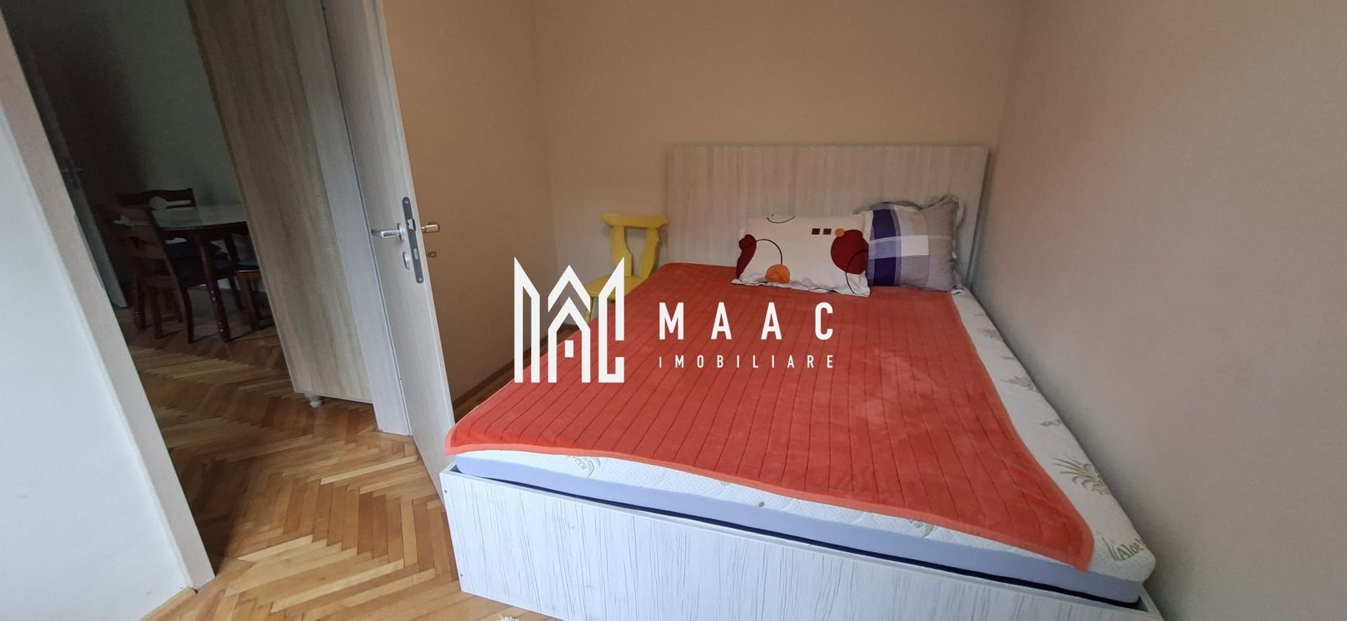 Apartament 2 Camere I Etaj Intermediar I  Mihai Viteazul - Poză 4