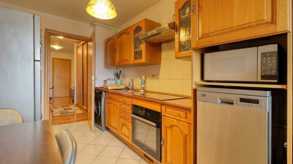 Inchiriez apart. mare, 3 camere-120 mp, Pod Constanta-Buc Noi, sect.1 - Poză 6