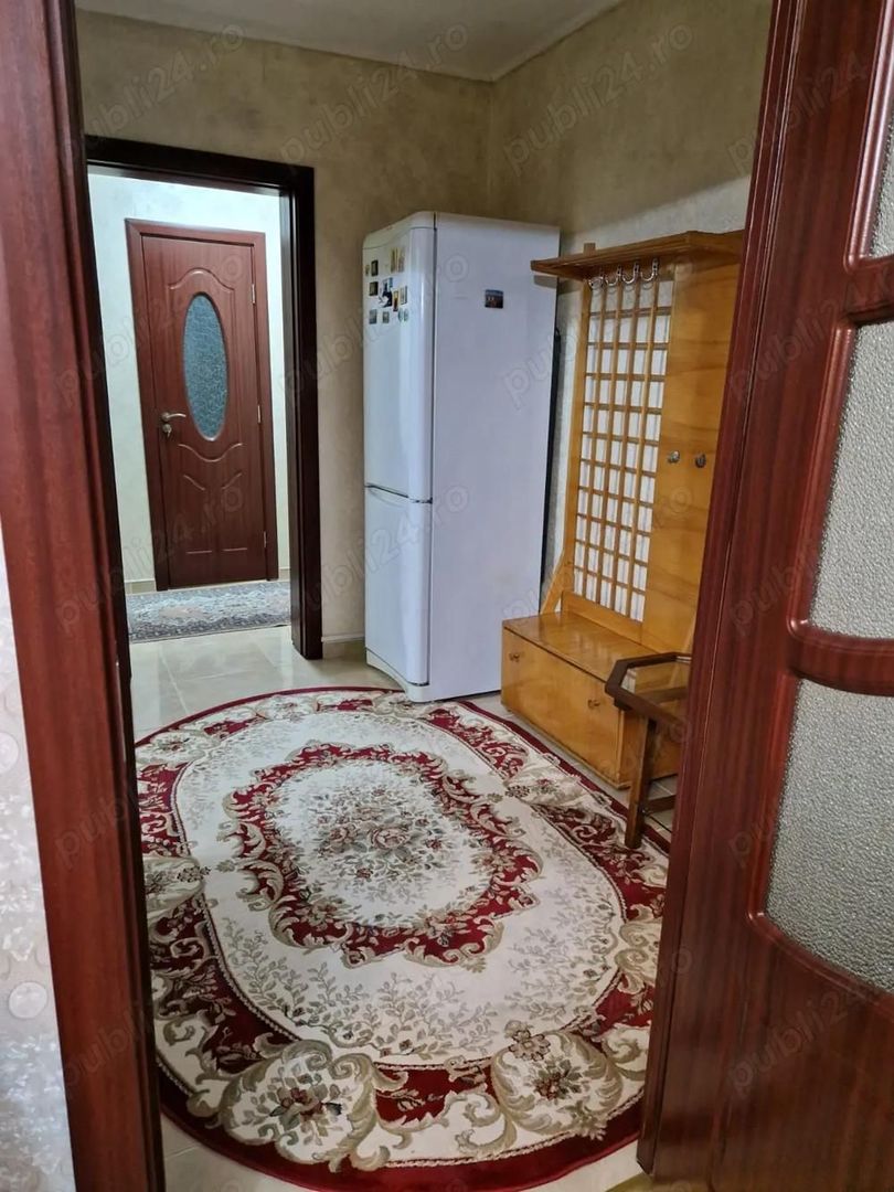 AP. 3 CAMERE PANDURI, BUCATARIE INCHISA, MOBILAT CLASIC, METROU 5 MIN - Poză 5