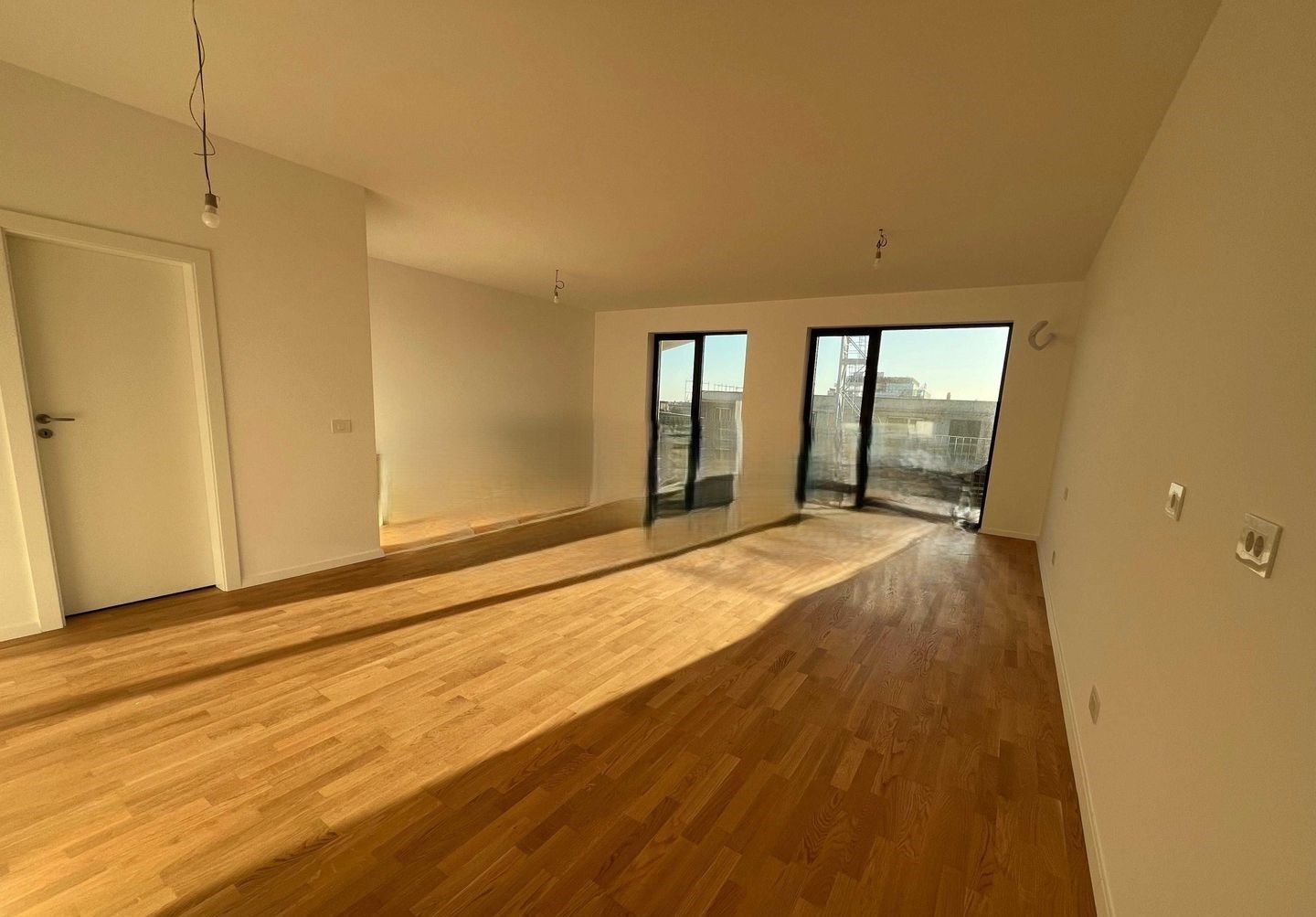 Apartament 2 camere zona centrala bloc nou - Poză 2