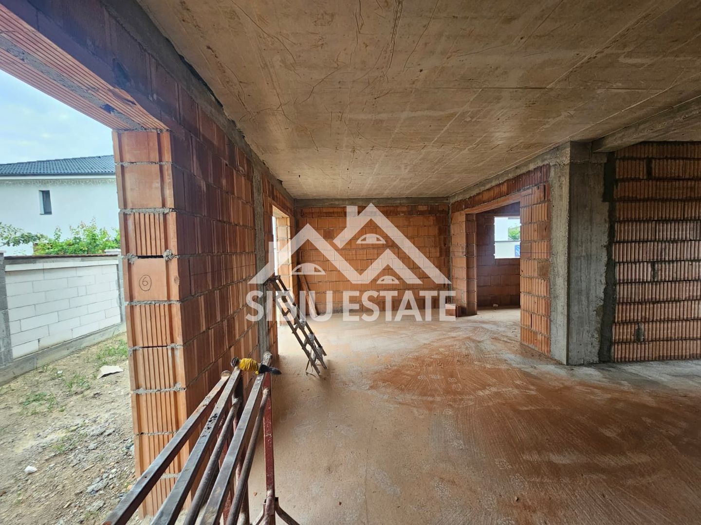 Casa Sibiu, Selimbar 4 camere, 2 bai NOU - Poză 3