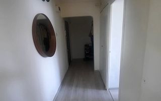 BRASADAS vinde ap 2 cam etaj 4/4 in Micro 16. - Poză 3