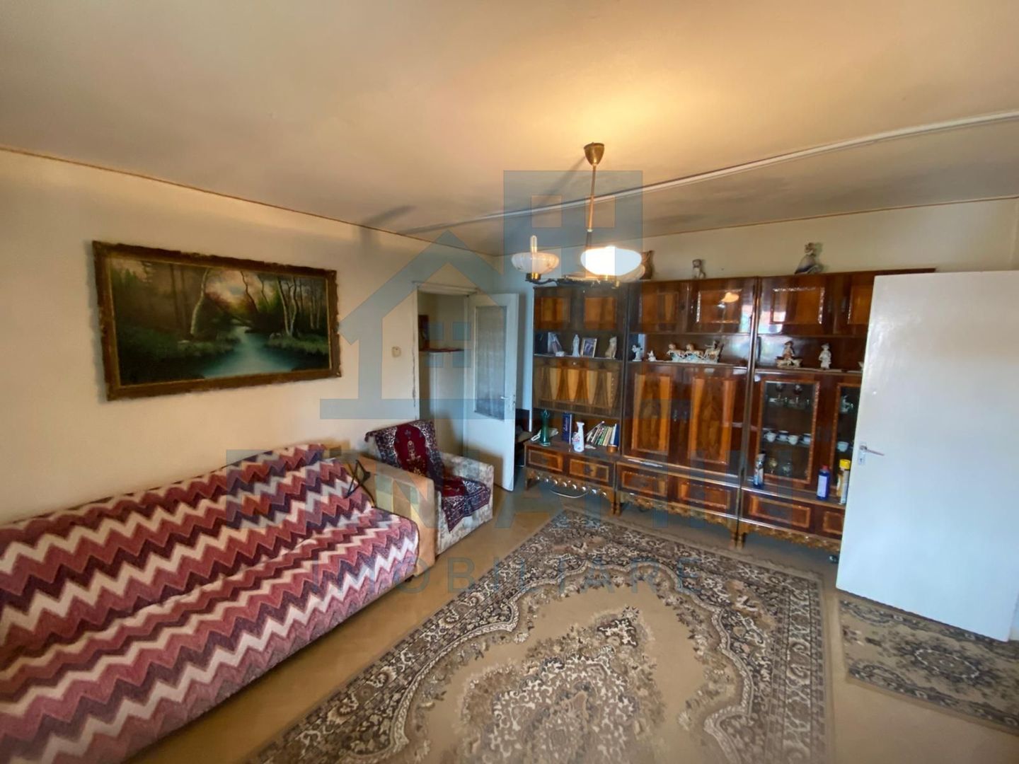 Apartament 2 camere semidecomandat spatios 56mp Rovine MOL - Poză 2
