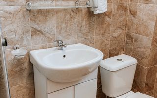 Apartament 4 camere ultracentral | Etaj 3/3 | Lift și renovare - Poză 7