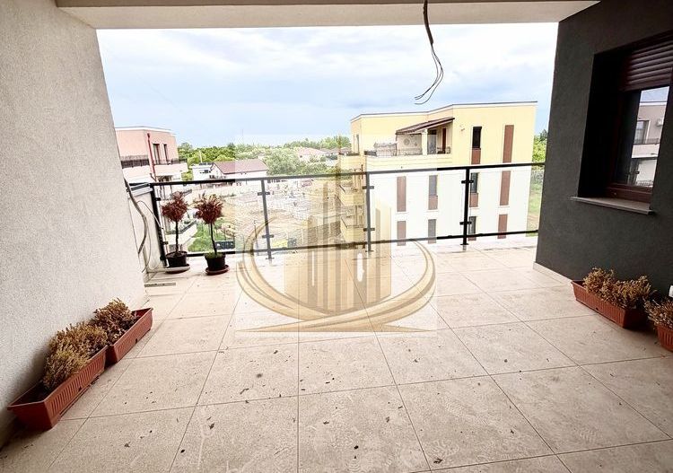 🏡 Penthouse modern cu 3 camere + terasa generoasa - Poză 1