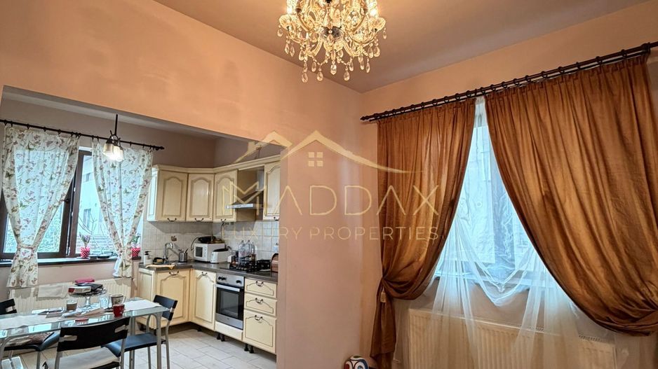 Vila spatioasa cu vedere spre lac Corbeanca - Poză 18