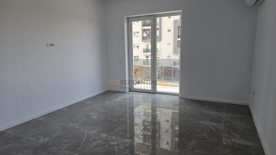 Apartament decomandat 3 camere, disponibil imediat, etaj 2/10 - Poză 4