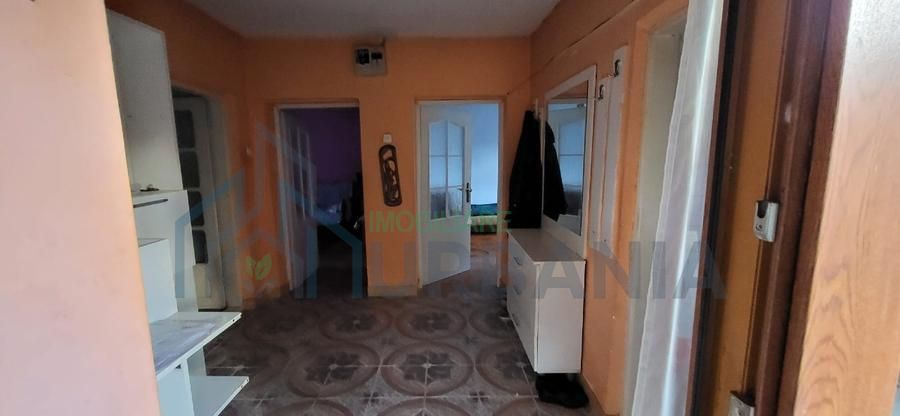 Casă renovată în 2015, vânzare în Pașcani - Poză 8